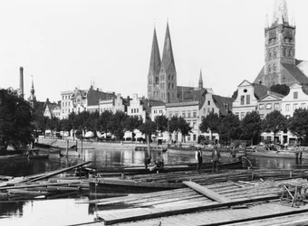 Selling wood on the River Trave, Lubeck, c.1910